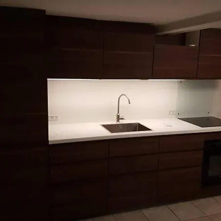 In Apartman *